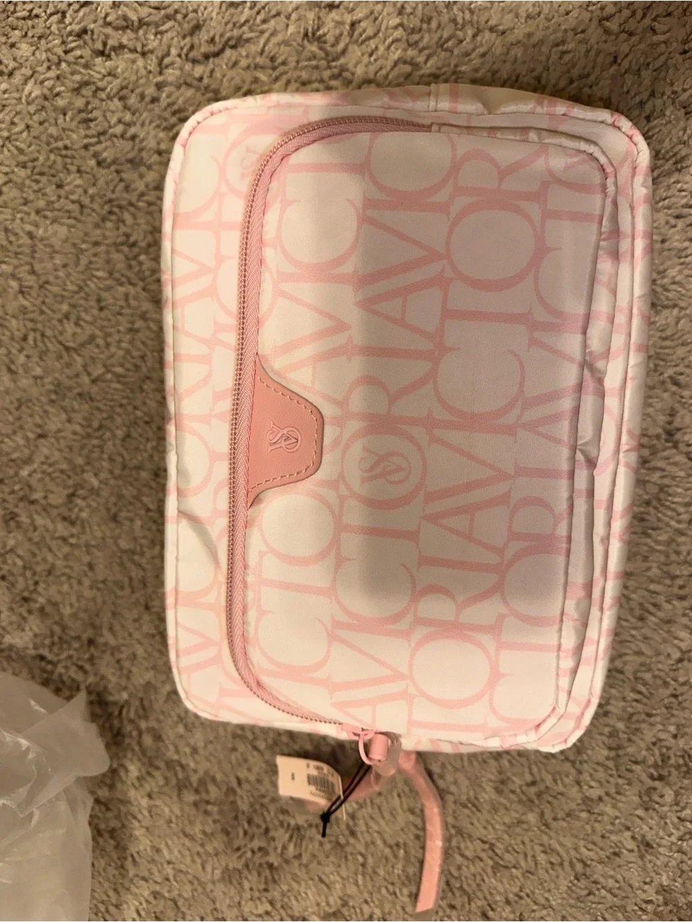 Pink Logo-Print Cosmetic Pouch - VS 🤍💗